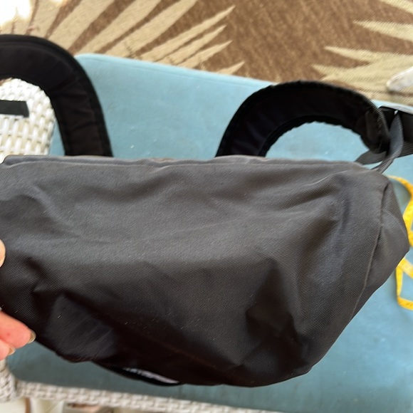 Pivot Point heavy duty, water-resistant backpack - Picture 7 of 9